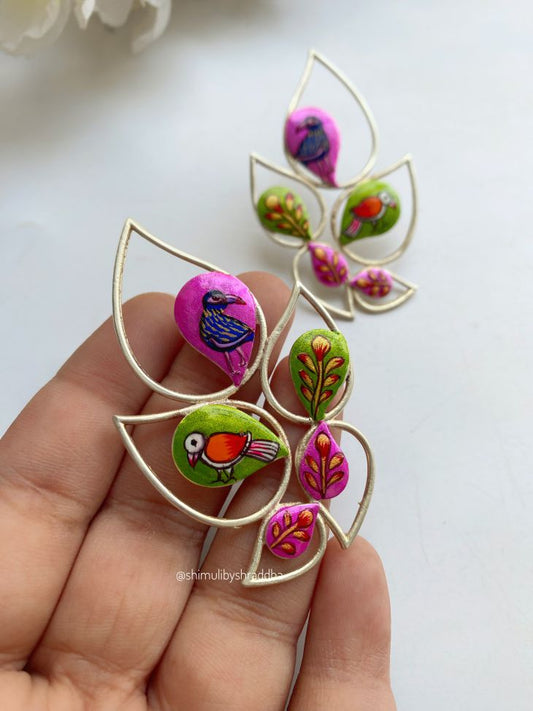 TOTA MAINA DANGLERS