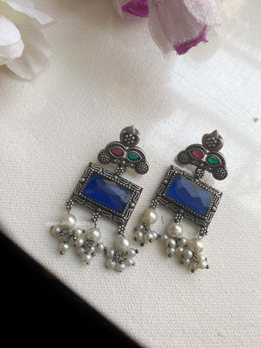 NAVYA EARRINGS
