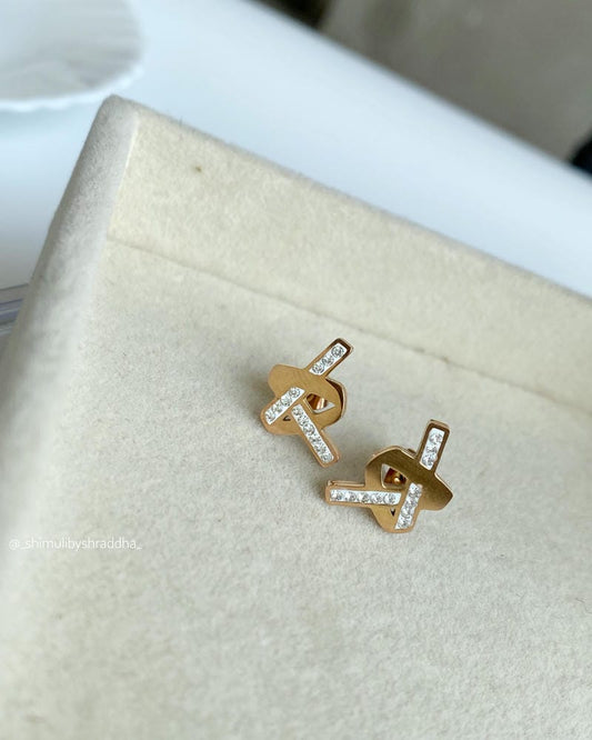 ABIGAIL STUD EARRINGS