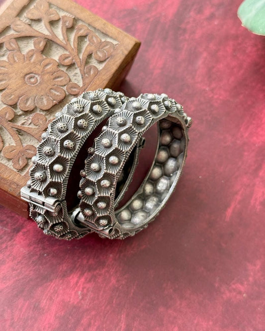 ALEKHA OPENABLE BANGLE