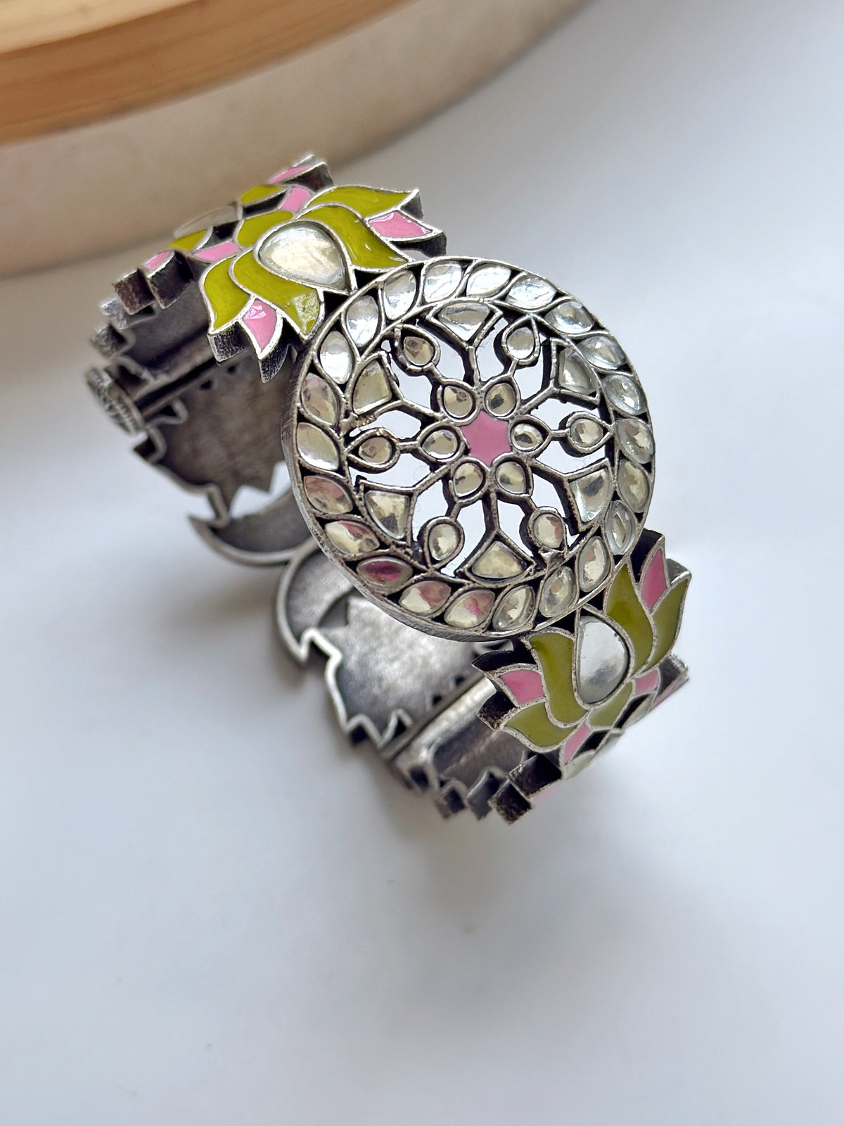 VRINDA MEENAKARI KUNDAN BANGLES