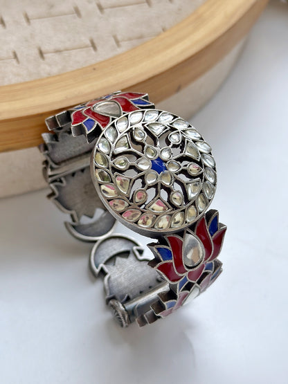 VRINDA MEENAKARI KUNDAN BANGLES