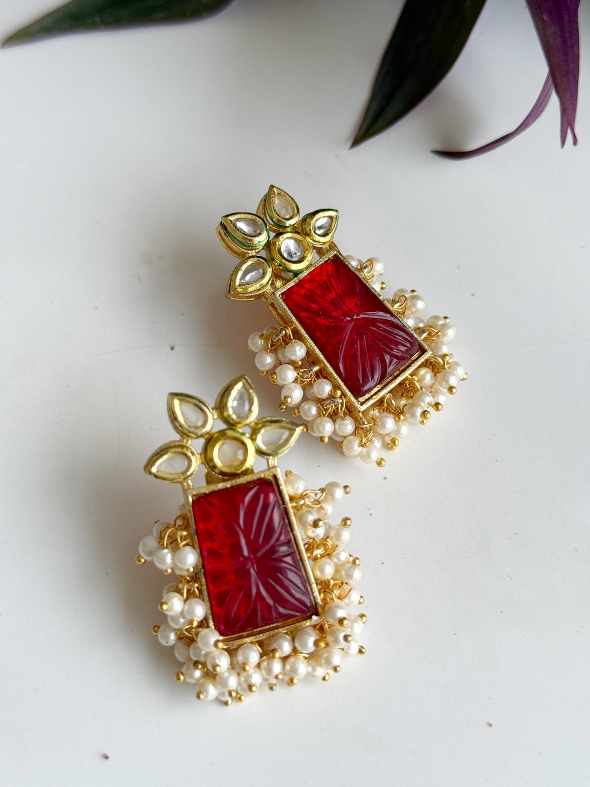 DIVYA STUDS