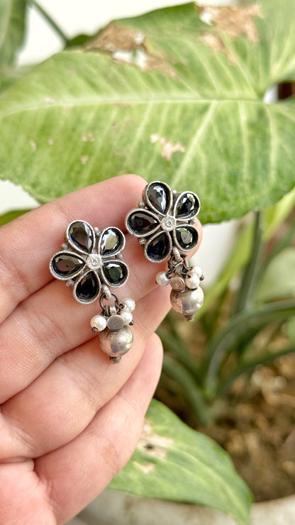 FLOWER EARRINGS