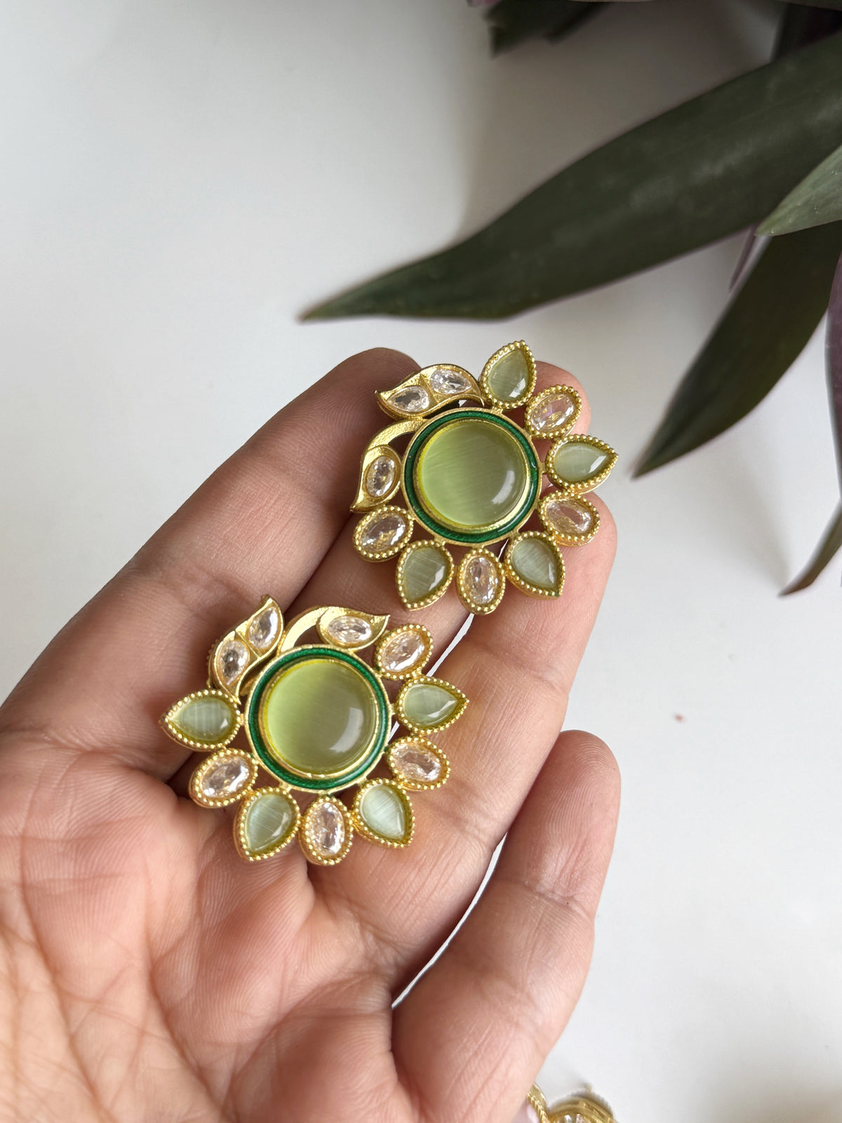 KAMAL STONE STUDS