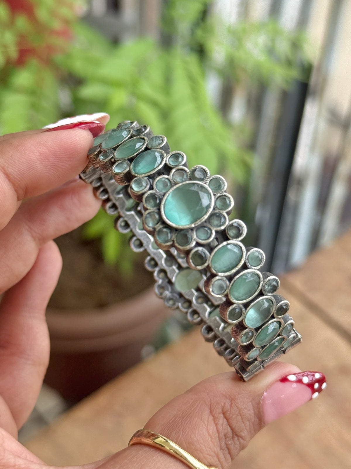 AADHYA STONE BANGLES
