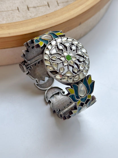 VRINDA MEENAKARI KUNDAN BANGLES