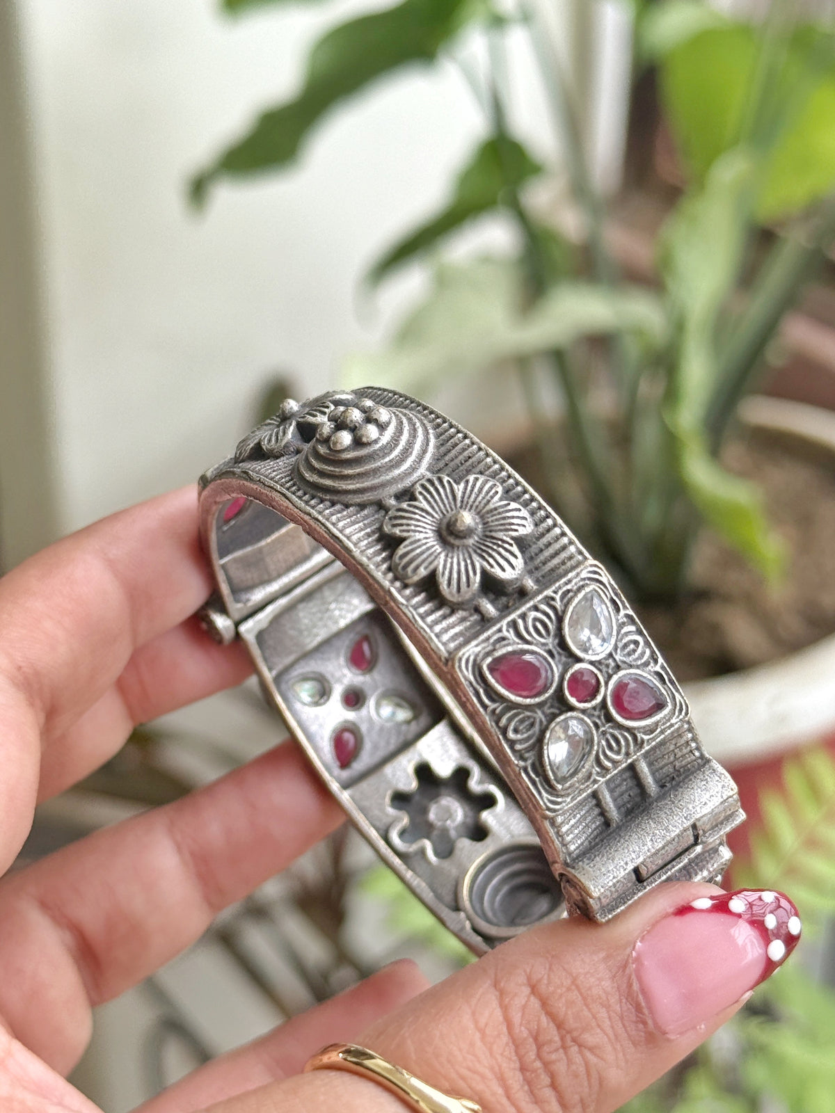 SARMITA STONE BANGLE