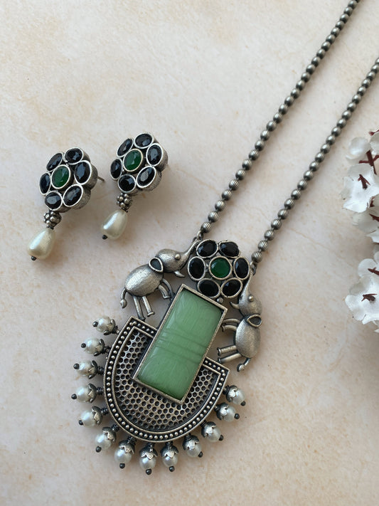 ELEPHANT PENDENT SETS