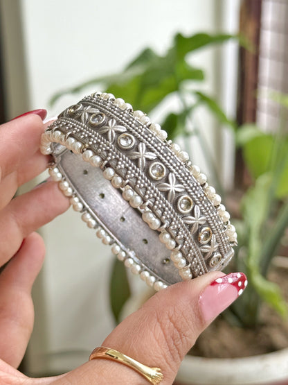 AMRITA PEARL BANGLES