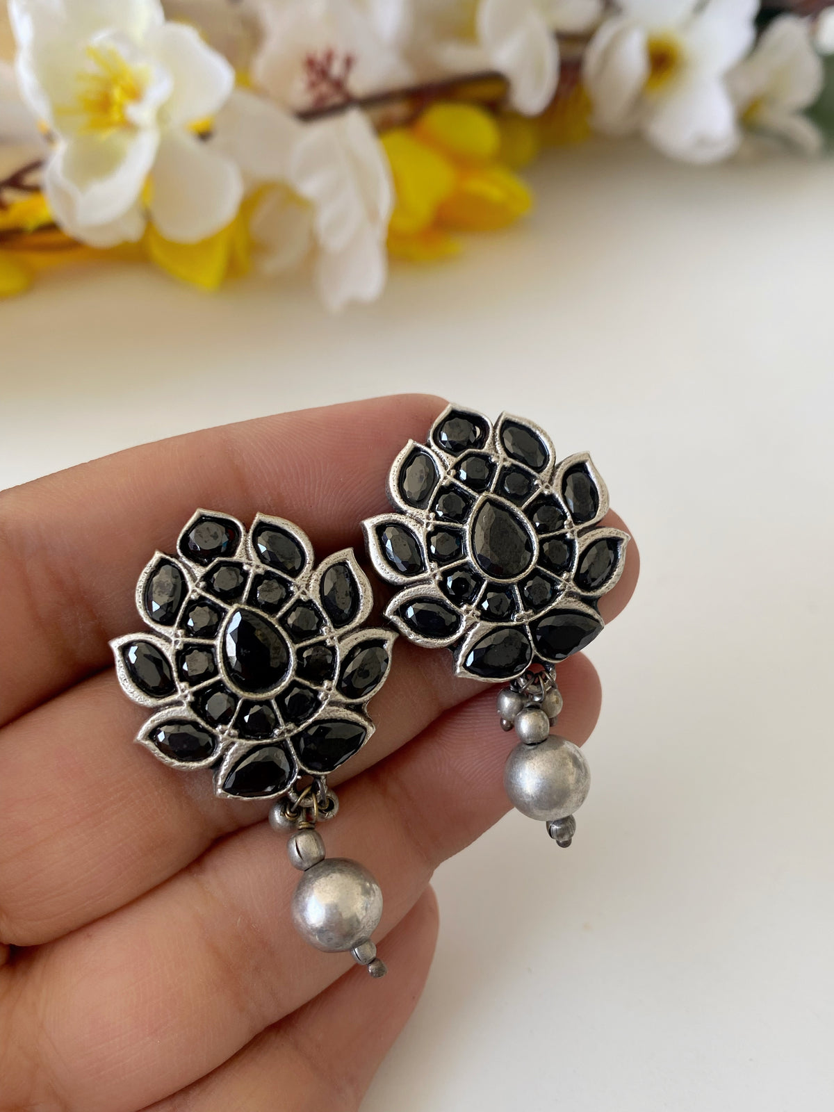 LOTUS STUDS