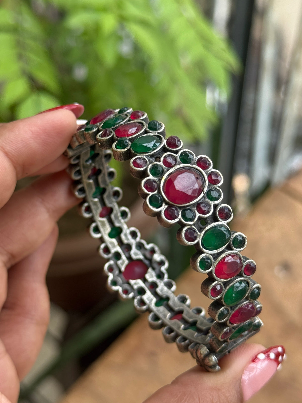 AADHYA STONE BANGLES