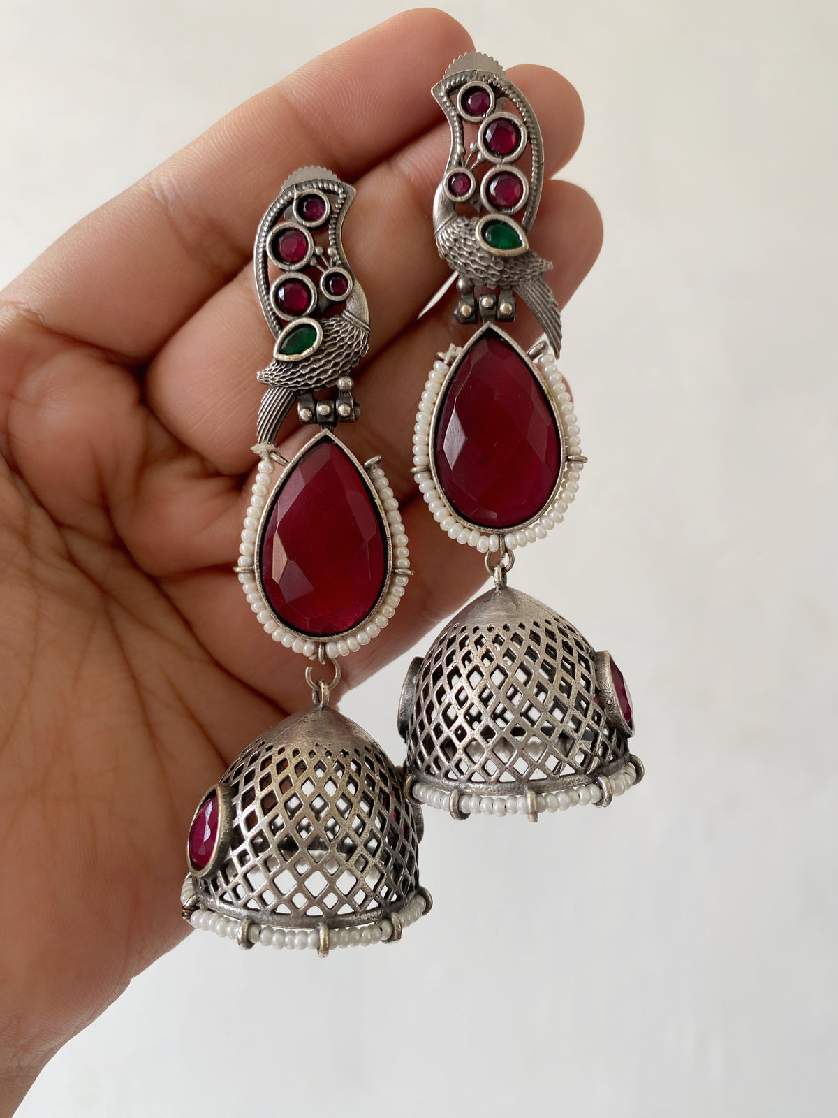 AKSHITA STONE JHUMKA