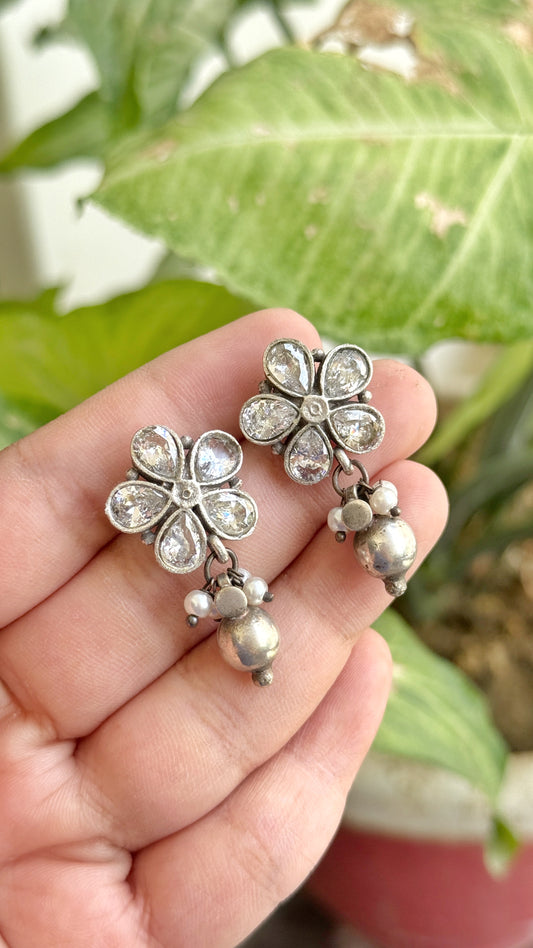 FLOWER EARRINGS