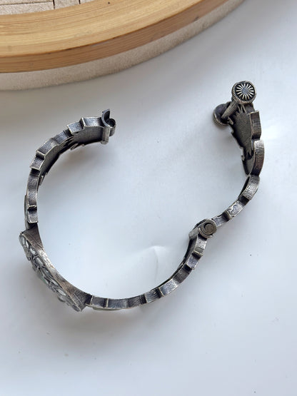VRINDA MEENAKARI KUNDAN BANGLES