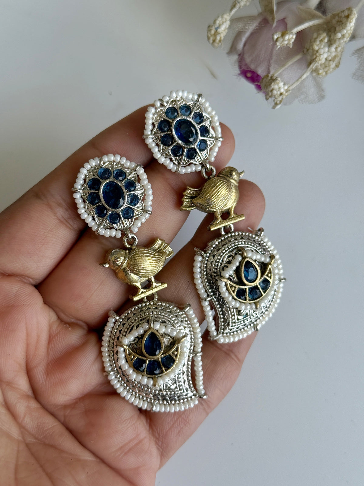 VARSHA DUAL TONE EARRINGS
