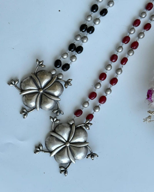 JIYA NECKLACE SET