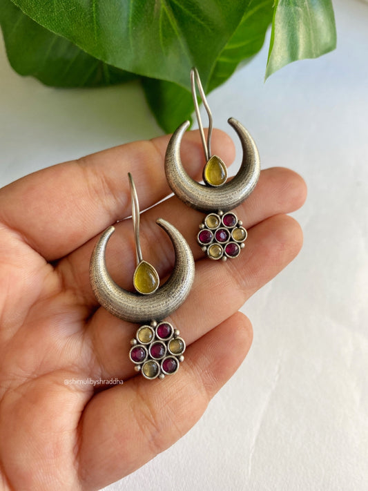 CHAND HOOK EARRINGS