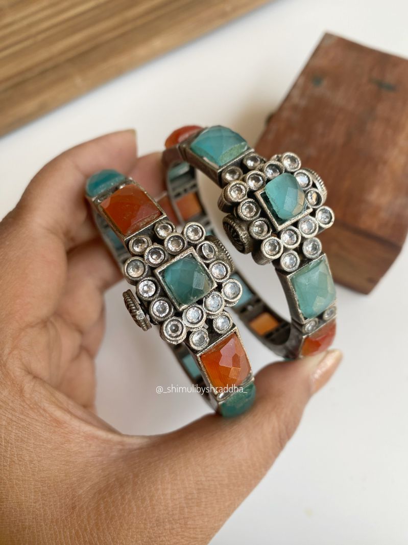 MEDHA STONE BANGLES