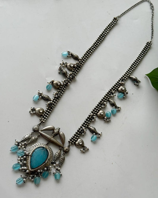 KAMYANI NECKLACE
