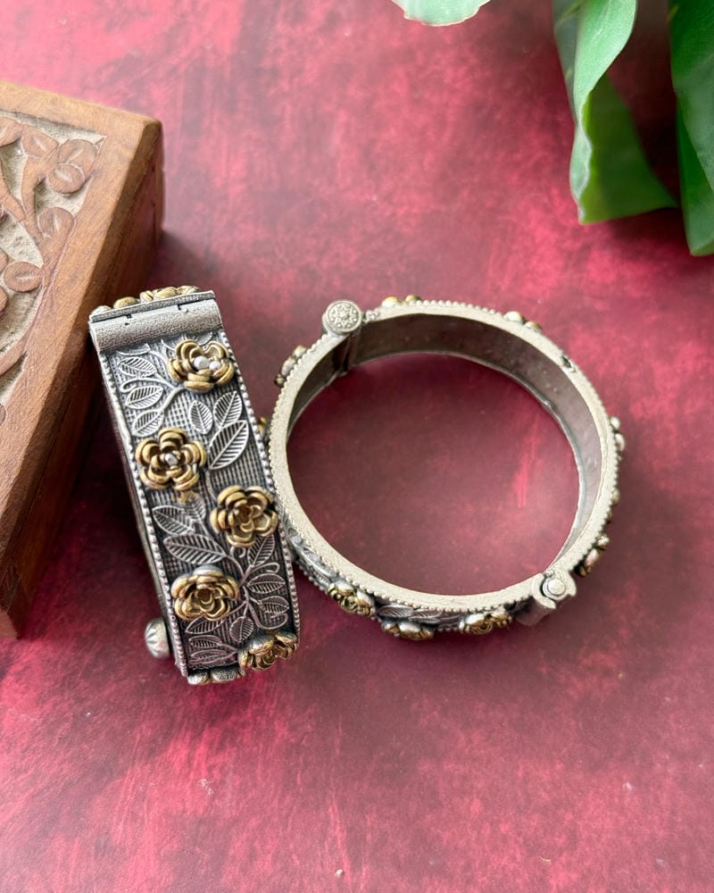 KOMAL DUAL TONE OPENABLE BANGLE