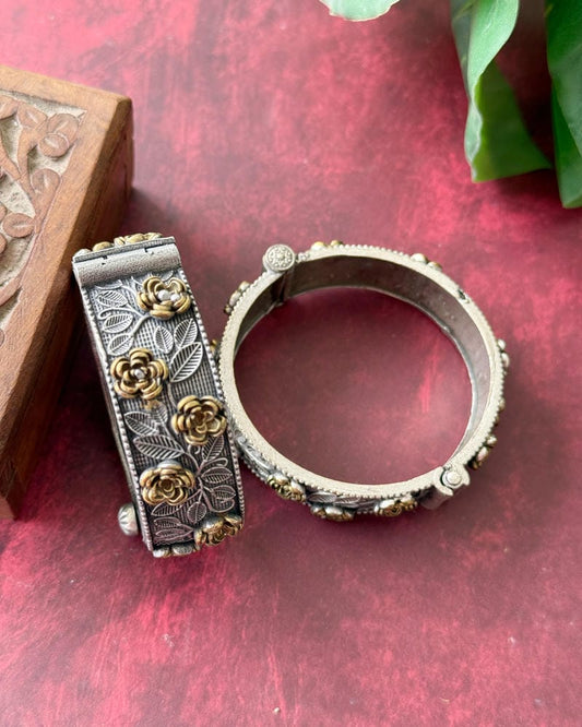 KOMAL DUAL TONE OPENABLE BANGLE