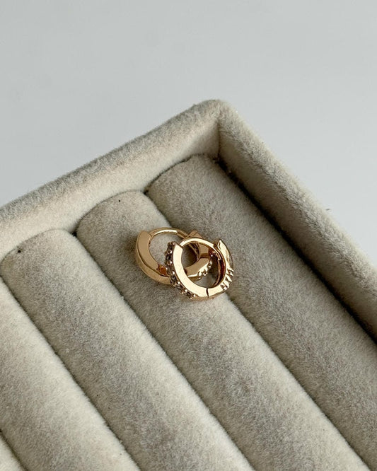 SOPHIA HOOPS