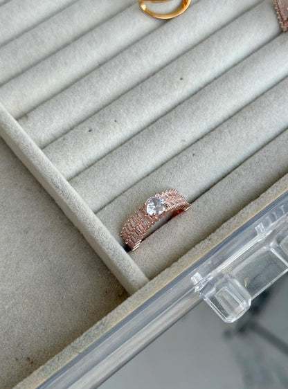 CLARA RINGS