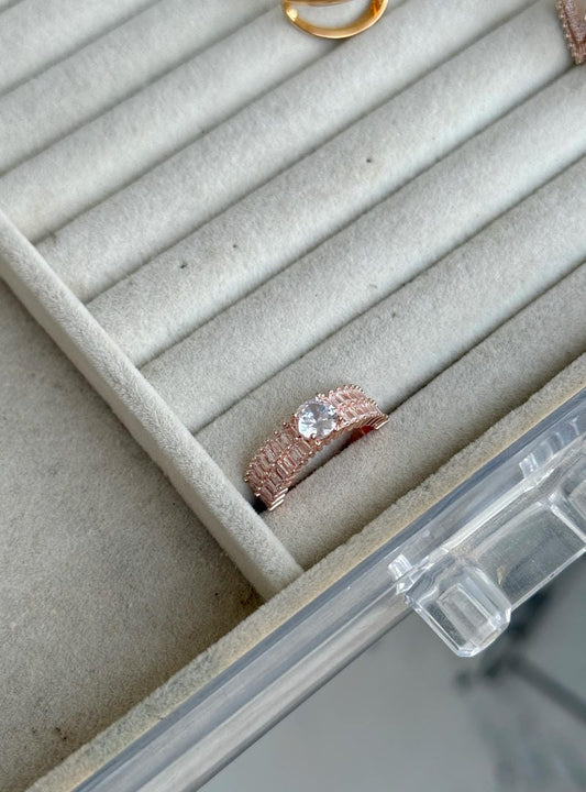 CLARA RINGS