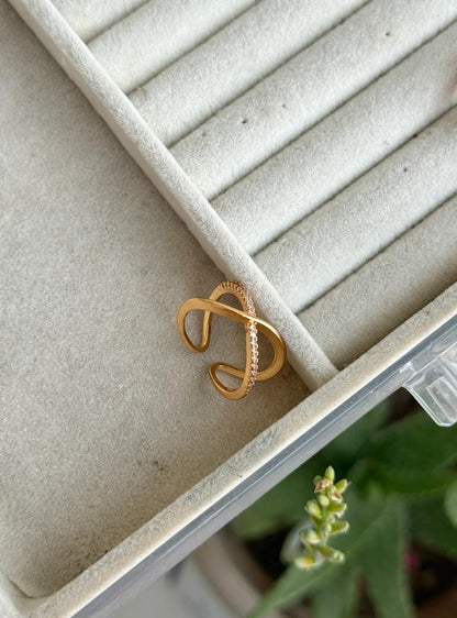 IRIS INFINITY RING