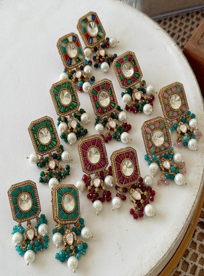 YUVAANI POLKI STUDS