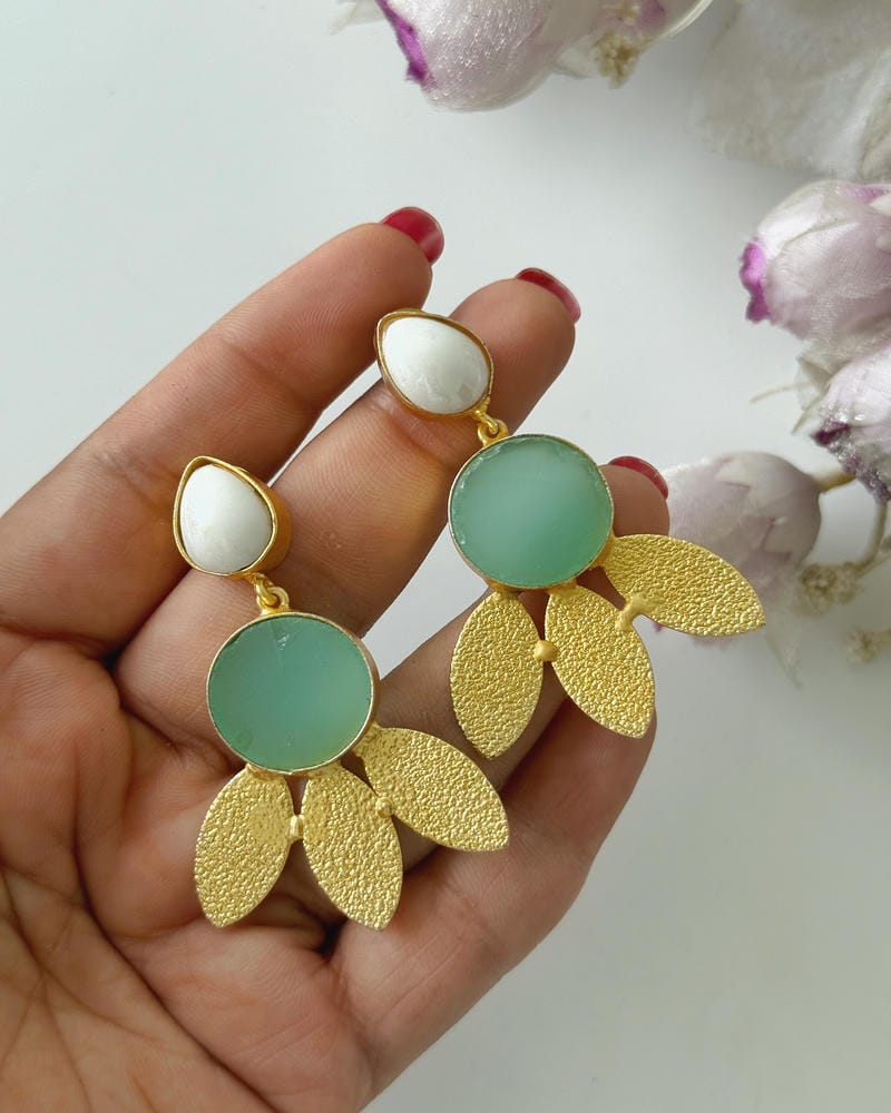 BRASS FLOWER DANGLERS